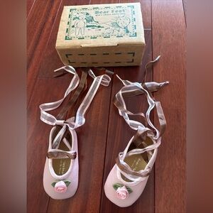 Bear Feet Pink Ballet Slippers Flat Girls SZ 3 NIB